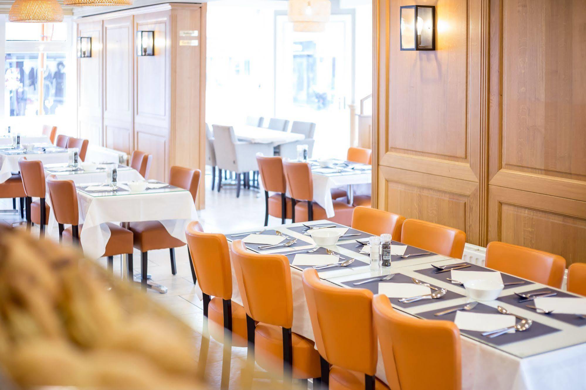 Hotel Franky Blankenberge Bagian luar foto