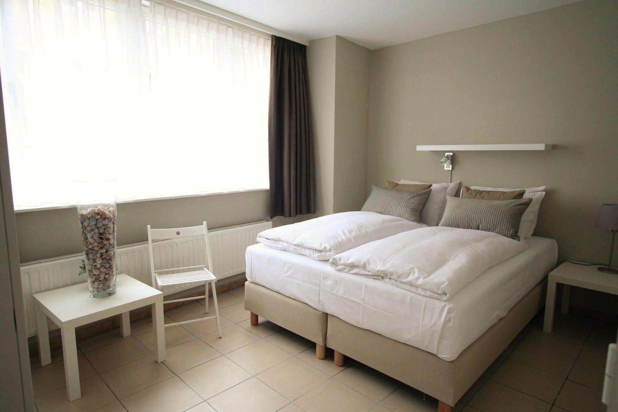 Hotel Franky Blankenberge Bagian luar foto