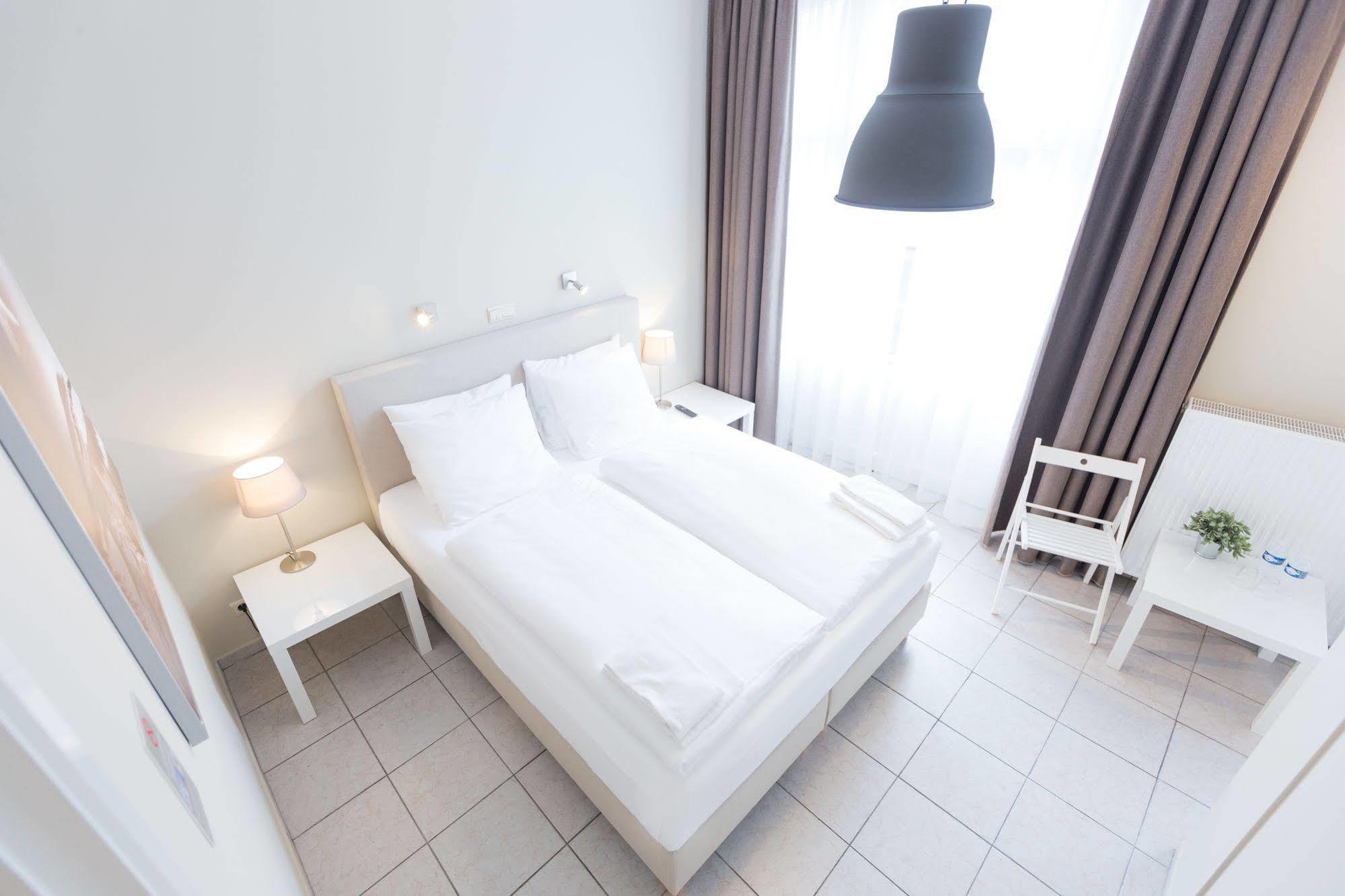 Hotel Franky Blankenberge Bagian luar foto