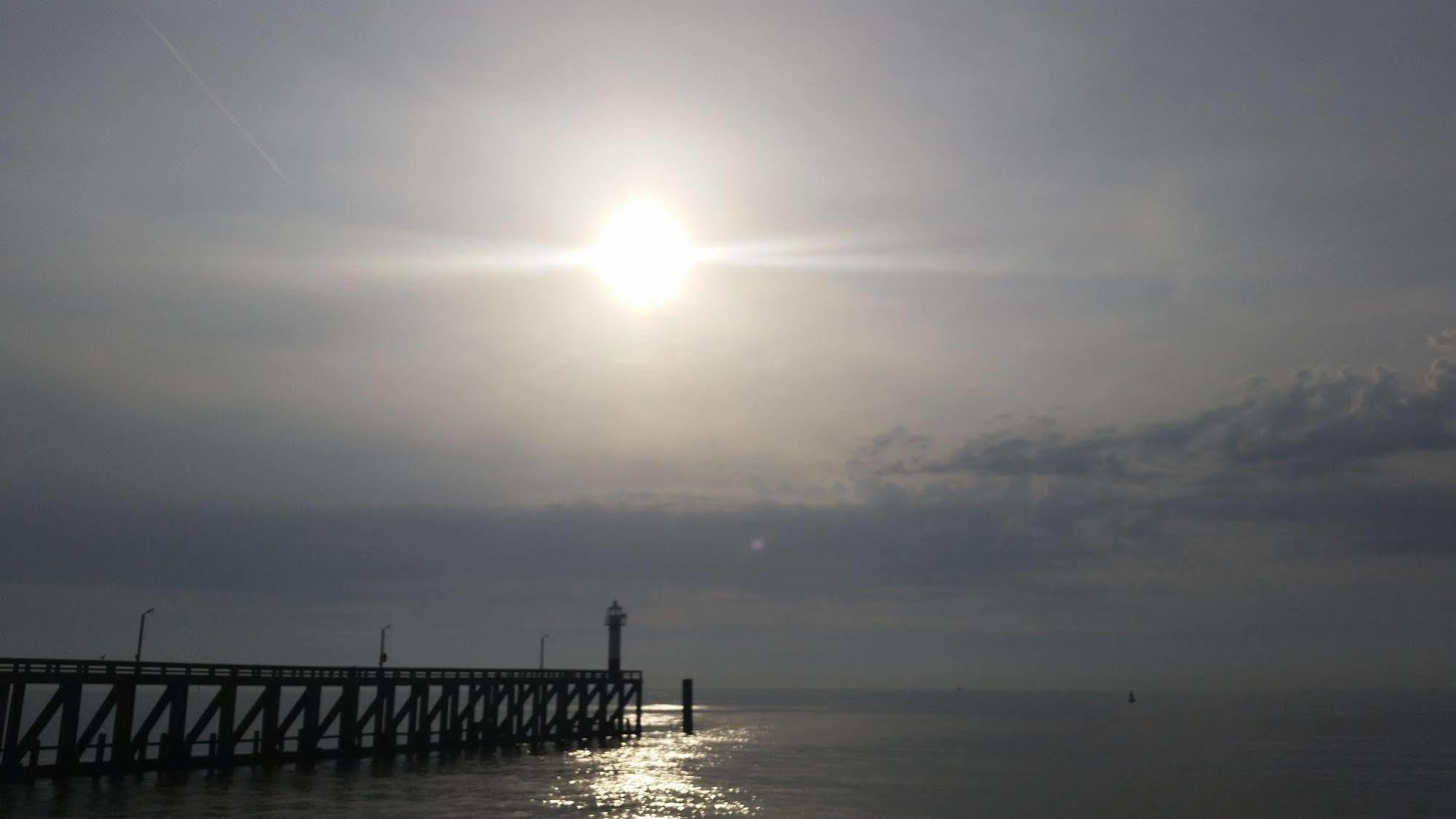 Hotel Franky Blankenberge Bagian luar foto